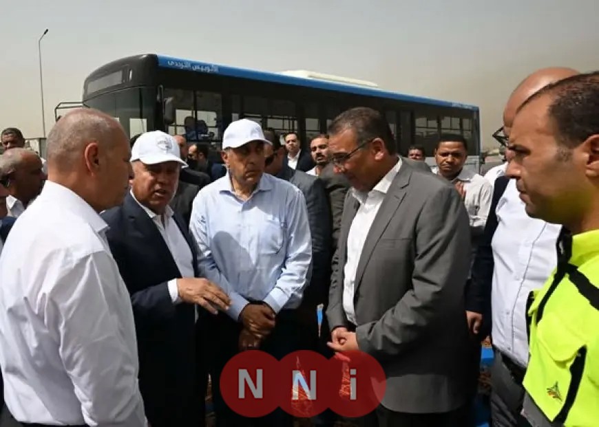 رئيس الوزراء يزور المرحلة الأولى من التشغيل التجريبي لمشروع الأتوبيس الترددي