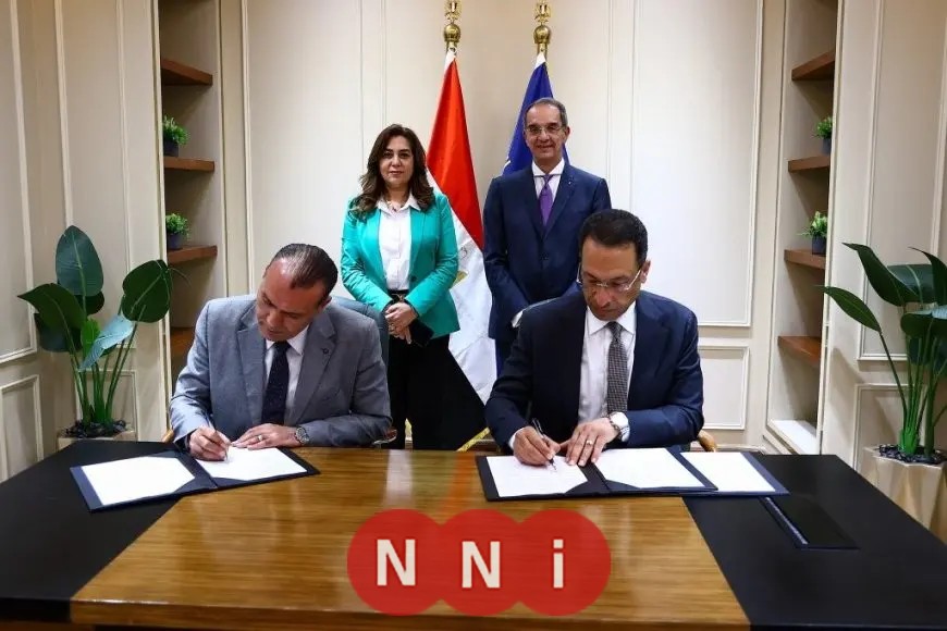 توقيع اتفاقية بين وزارة الاتصالات والتنمية المحلية لتزويد مجمعات “حياة كريمة” بالتكنولوجيا الحديثة