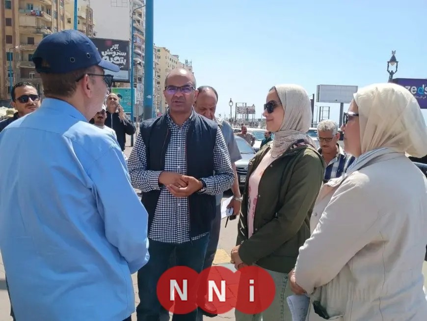نائب وزير الإسكان يتابع أداء شركتي مياه الشرب والصرف الصحي في محافظة الإسكندرية