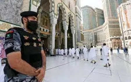 القبض على مقيم بتهمة نشر إعلانات للحج بدون تصريح موجهة لحاملي تأشيرات الزيارة