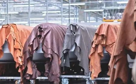 مفاجأة| شنطة جلدية مصرية تباع بـ 7 آلاف يورو