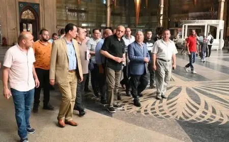 وزير النقل يزور محطة مصر لمتابعة سير العمل بعد انتهاء إجازة عيد الأضحى المبارك