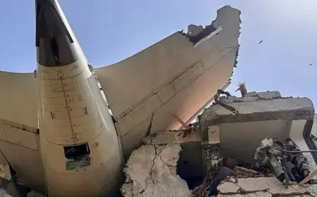 الناجي الوحيد من حادث تحطم الطائرة الهندية: سمعنا صوتًا مدويًا بعد الإقلاع