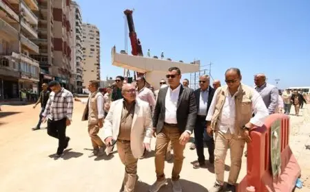 جولة ميدانية لوزير الإسكان ومحافظ الإسكندرية في مشروعات تطوير الكورنيش