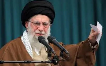 أول تعليق من المرشد الإيراني بعد تهديد نتنياهو باغتياله