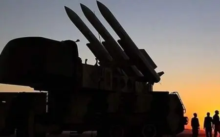 إيران: الحرس الثوري يعلن إطلاق صواريخ “سجيل” الضخمة باتجاه إسرائيل