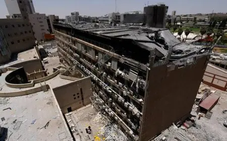 إيران تستهدف بئر السبع مرة أخرى.. وخامنئي: “العدو يتلقى العقاب الآن”