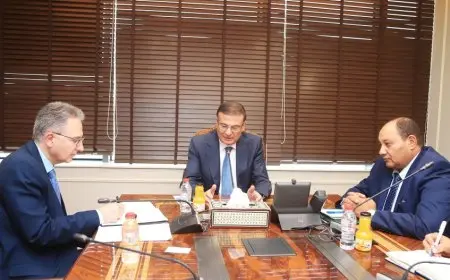 وزير الزراعة يناقش تعزيز التعاون مع البنك الدولي لدعم جهود التنمية الزراعية في مصر