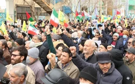 احتجاجات حاشدة في إيران عقب صلاة الجمعة تندد بالهجوم الإسرائيلي