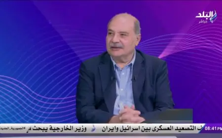 «صديقي المخلص».. تحليل سياسي يكشف رسالة محمد مرسي إلى شيمون بيريز