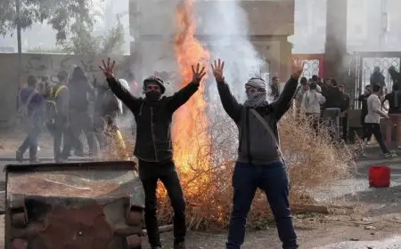 حرس ثوري في مصر.. ما هي خطط الإخوان لتغيير هيكل الجيش؟