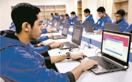 بدائل الثانوية العامة لطلبة الشهادة الإعدادية: مدارس تكنولوجية توفر فرص عمل حقيقية