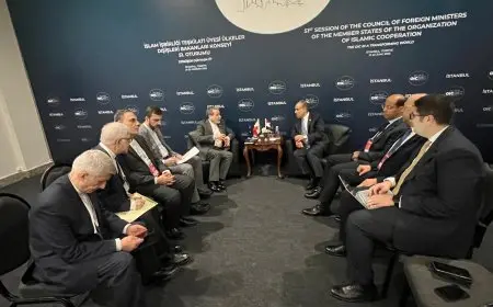 اتفاق وزير الخارجية ونظيره الإيراني على استمرار الاتصالات والتشاور لحل الأزمة الحالية