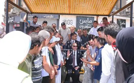 وزير العمل يزور مواقع الانتظار الجديدة لعمال التراحيل في باب الشعرية