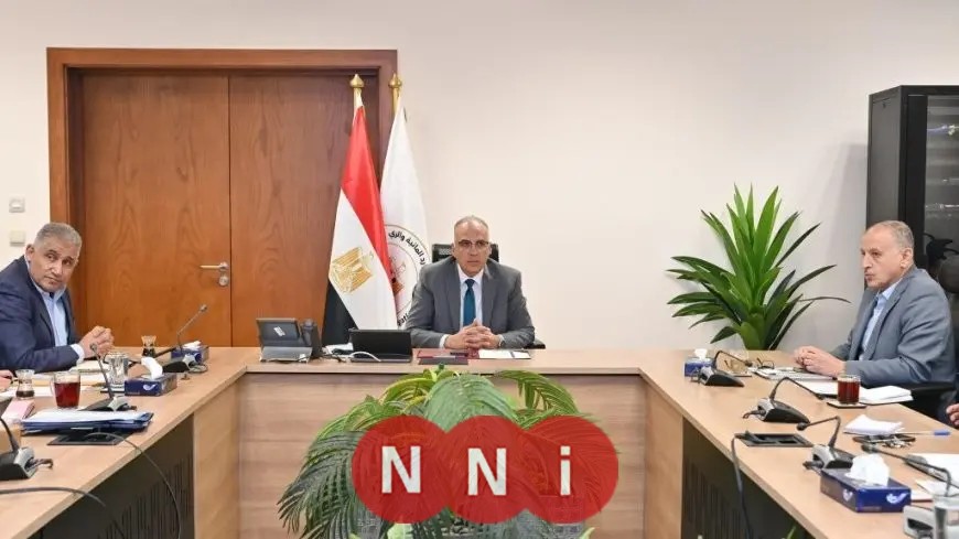 وزير الري يستعرض استعدادات الوزارة لعيد الأضحى ويقيم حالة المنظومة المائية