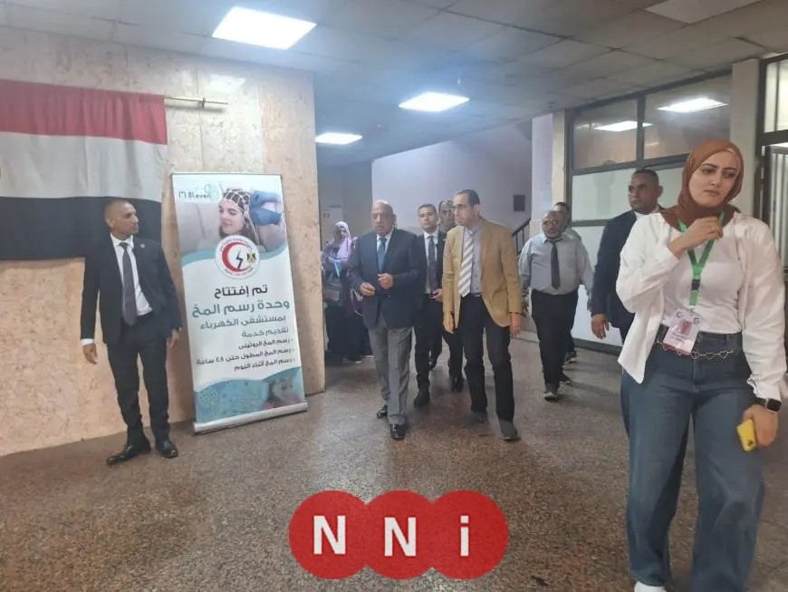 زيارة مفاجئة لوزير الكهرباء في مستشفى الكهرباء بألماظة