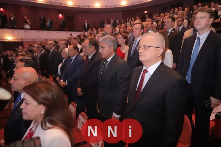وزير الآثار يمثل رئيس الوزراء في الاحتفال بالعيد الوطني لروسيا
