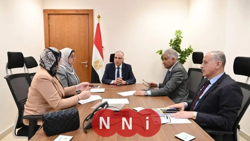 وزير الري يجتمع بعدد من أعضاء مجلس النواب لمناقشة طلبات المواطنين
