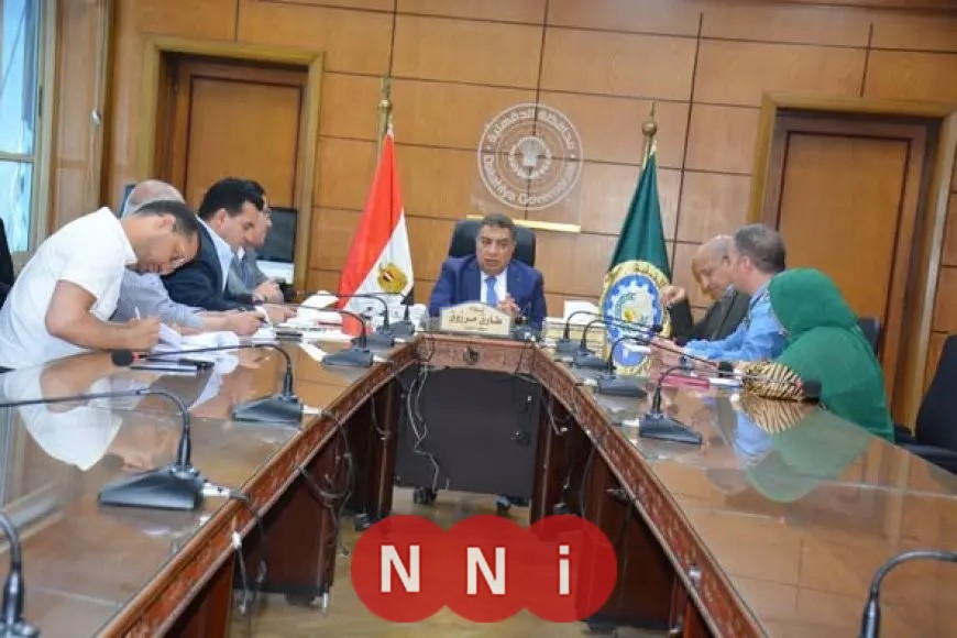محافظ الدقهلية يعقد اجتماعاً لبدء تنفيذ خطة شاملة لترشيد استهلاك الكهرباء