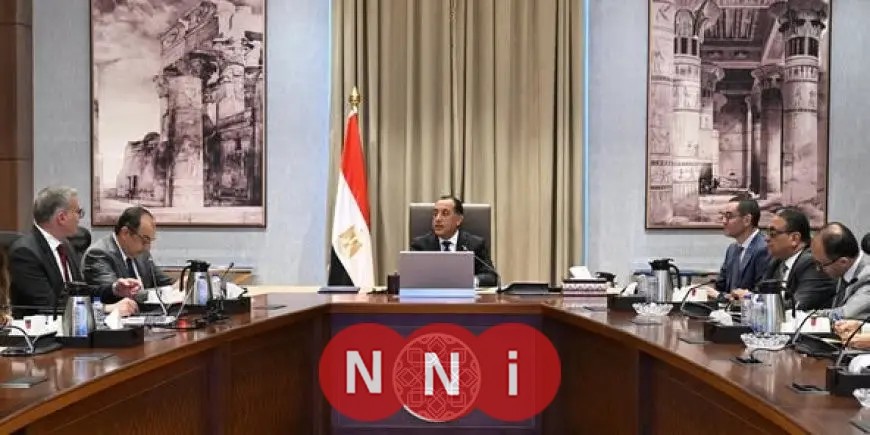 رئيس الوزراء يتابع سير تنفيذ برنامج الطروحات الحكومية في مجالي البترول والأعمال العامة