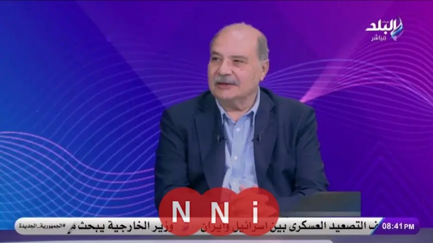 «صديقي المخلص».. تحليل سياسي يكشف رسالة محمد مرسي إلى شيمون بيريز