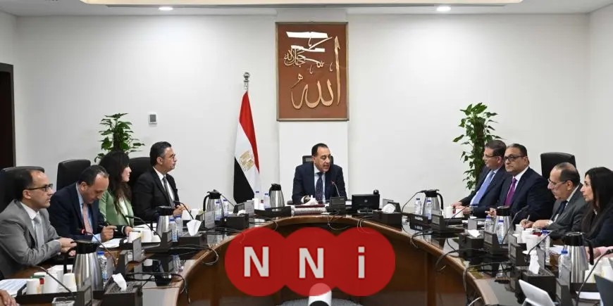 رئيس الوزراء يجتمع لاستعراض فرص وتحديات صناعة السكر