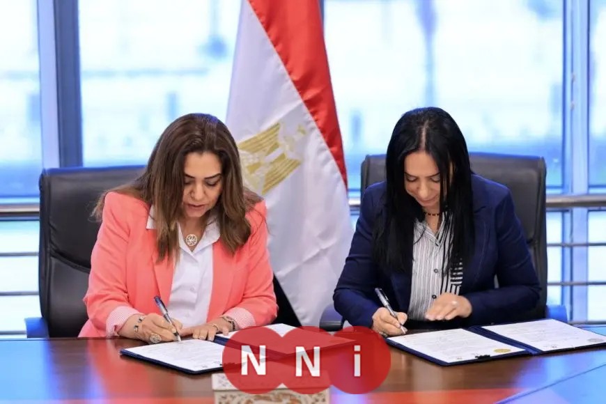 وزيرتا التضامن والتنمية المحلية يوقعان بروتوكول مشروع أيادي مصر لترويج المنتجات التراثية