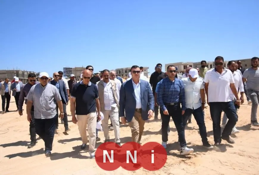 وزير الإسكان يزور مشروع بحيرات نيو مارينا في الساحل الشمالي