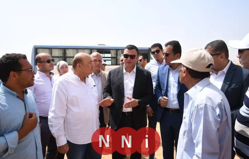 وزير الإسكان يزور مشروع الإسكان الأخضر ويطور شبكة الصرف الصناعي