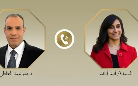 وزير الخارجية والهجرة يتلقى مكالمة هاتفية من وزيرة الخارجية الكندية
