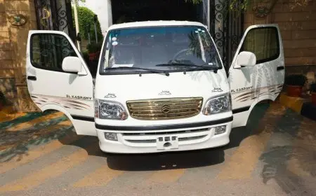 محافظ المنوفية يقدّم «ميكروباص» جديد لعائلة سائق حادث الطريق الإقليمي