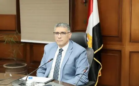 محافظ الجيزة يُصدر توجيهات بتعزيز الحملات والتواجد الميداني على الطرق والمحاور لمواجهة السير في الاتجاه المعاكس