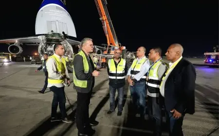 وزير البترول يشهد وصول ذراع التغييز إلى رصيف دمياط استعدادًا لتشغيل الوحدة الرابعة