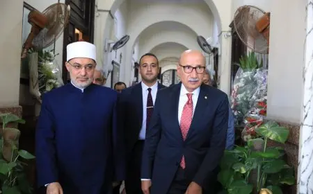 مفتي الجمهورية يبارك لرئيس محكمة النقض بمناسبة توليه المنصب رسميًا