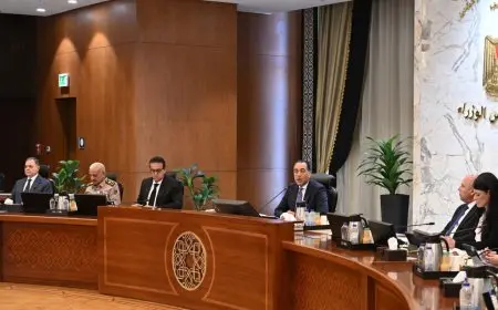 رئيس الوزراء: الحكومة ملتزمة بوضع خطة واضحة لمستأجري “القانون القديم”