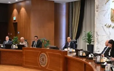 رئيس الوزراء يوضح حقيقة مزاعم إحراق سنترال رمسيس لبيعه