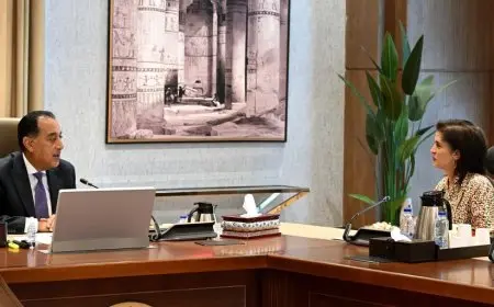 رئيس الوزراء يجتمع بالمدير الإقليمي لمنظمة الصحة العالمية للشرق الأوسط