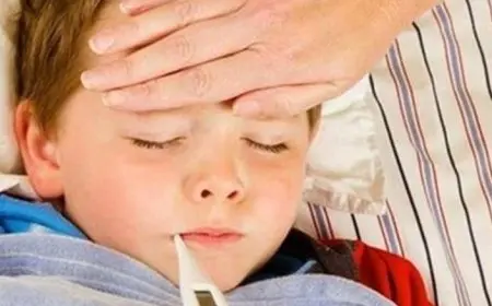 مخاطر مرض التهاب السحايا على الأطفال: ينتقل عبر العطس والسعال