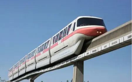 أحمد موسى: المونوريل مشروع حضاري.. والأتوبيس الترددي يقلل من زمن الانتظار في أوقات الذروة