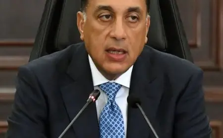 مدبولي يستعرض نماذج استجابات منظومة الشكاوى الحكومية في مجالات متنوعة