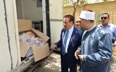 محافظ المنوفية يزور دفعة صكوك الأضاحي الثانية قبل توزيعها على المواطنين