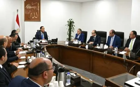 مبادرة لتقليص أسعار السلع.. اتفاق بين الحكومة والتجار والصناعيين