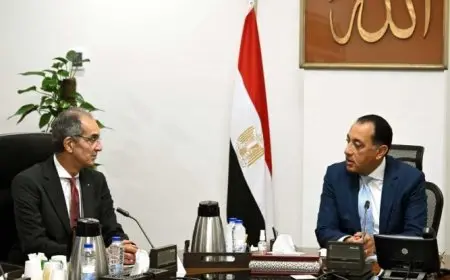 رئيس الوزراء يجتمع مع وزير الاتصالات لمتابعة ملفات عمل الوزارة