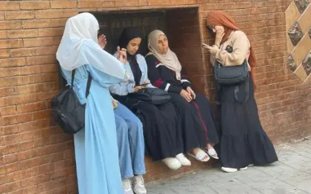 مصطفى بكري: لا صحة لتغيير أوراق إجابة طلاب الثانوية.. وزارة التعليم تراجع الأمر بدقة