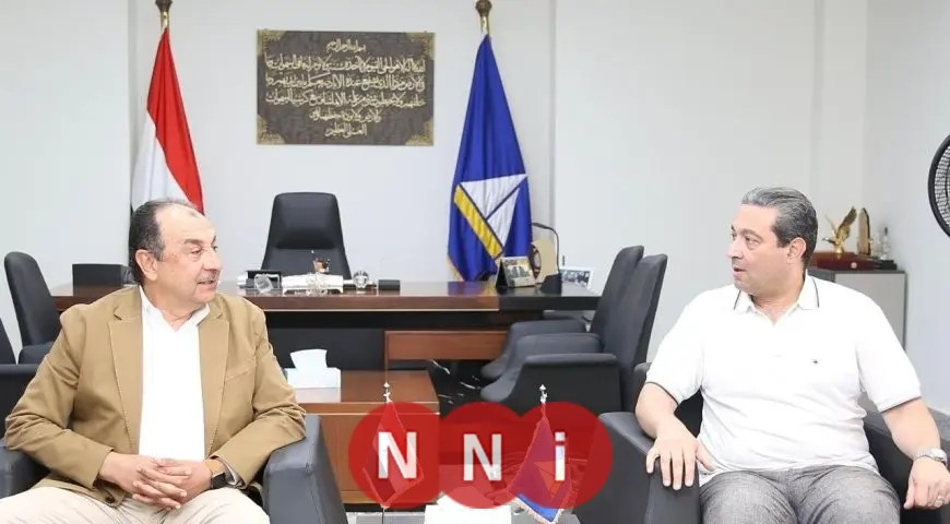 وزير قطاع الأعمال العام يناقش مع محافظ دمياط تعزيز التعاون في تطوير القطاعين الصناعي والسياحي