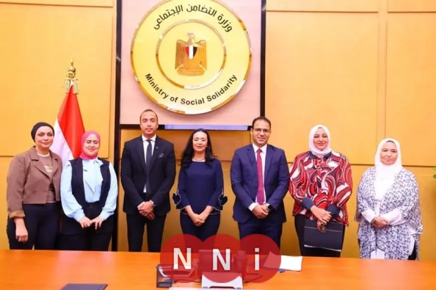 وزيرة التضامن ترأس اللجنة العليا للأسر البديلة وتكريم الأعضاء فيها