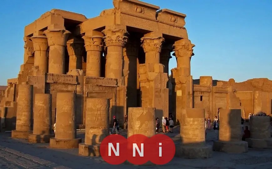 عنوان اختيار مواقع المعابد الفرعونية