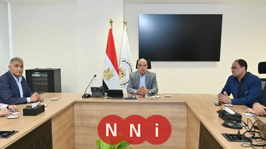 وزير الري يستعرض مجموعة من النماذج والمقترحات لتحسين واجهات المدن النيلية
