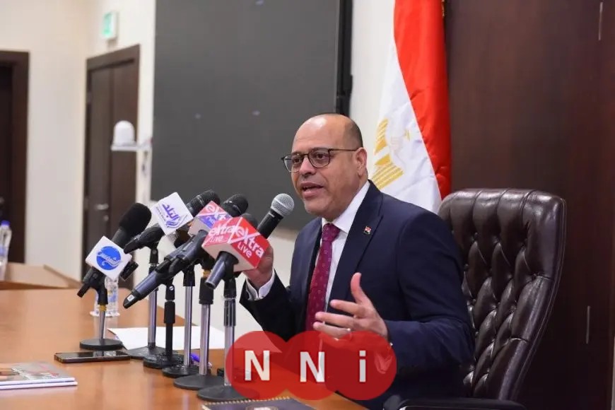 وزير العمل يعلن عن إطلاق حملة “سلامتك تهمنا” لحماية عمال التوصيل خلال مؤتمر صحفي
