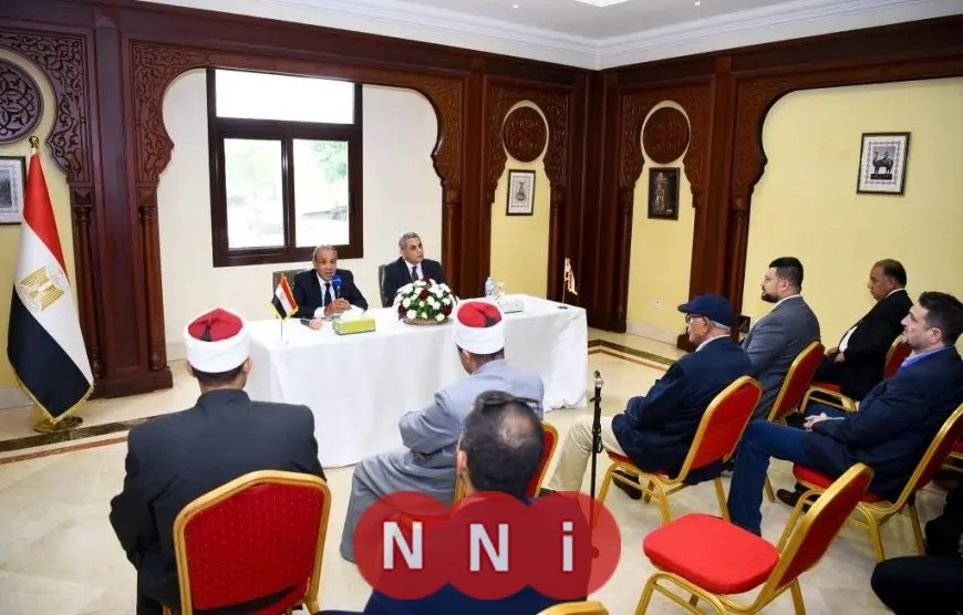 وزير الخارجية والهجرة يلتقي بأفراد الجالية المصرية في نيجيريا